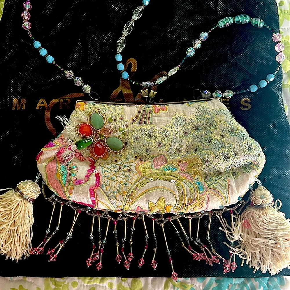 Vintage Mary Frances Designer Hand Stitched Purse. One of a kind. Never used. - Picture 6 of 11